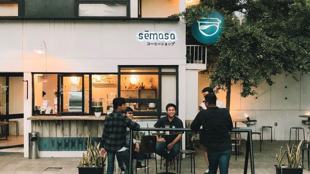 Berkunjung ke Kedai Kopi Unik di Jawa Tengah!